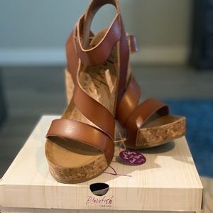 Women’s Wedge Sandals